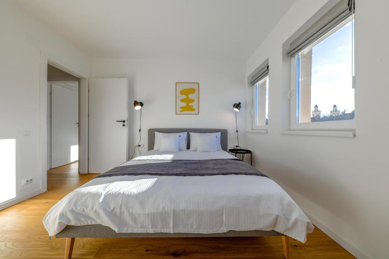 Charming 2 Bedroom Apartment Cluj-Napoca Exterior foto