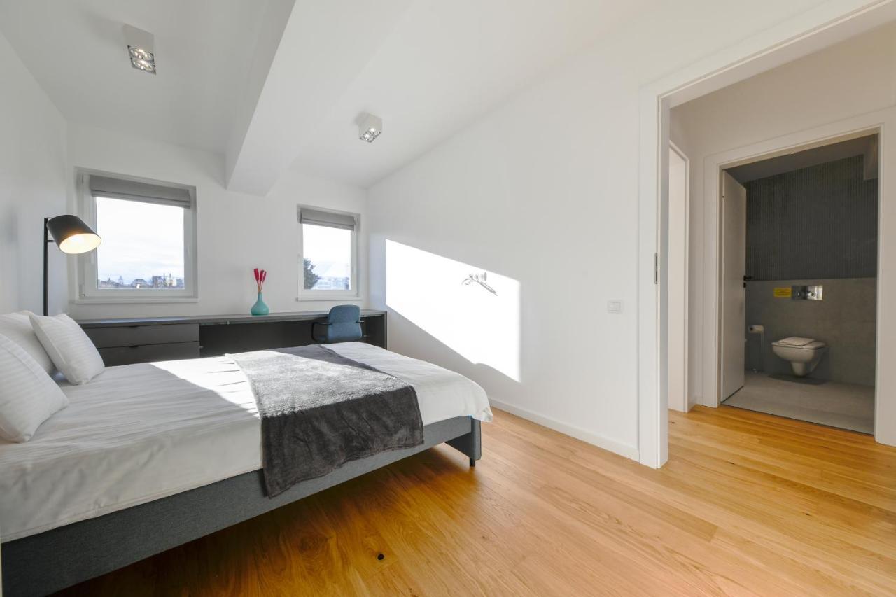Charming 2 Bedroom Apartment Cluj-Napoca Exterior foto